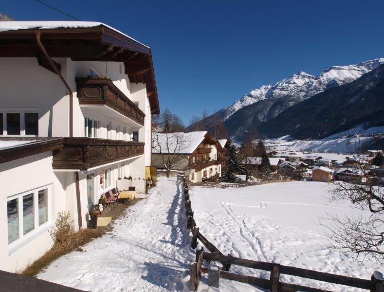 Ferienwohnung Mondial Neustift im Stubaital Exteriör bild