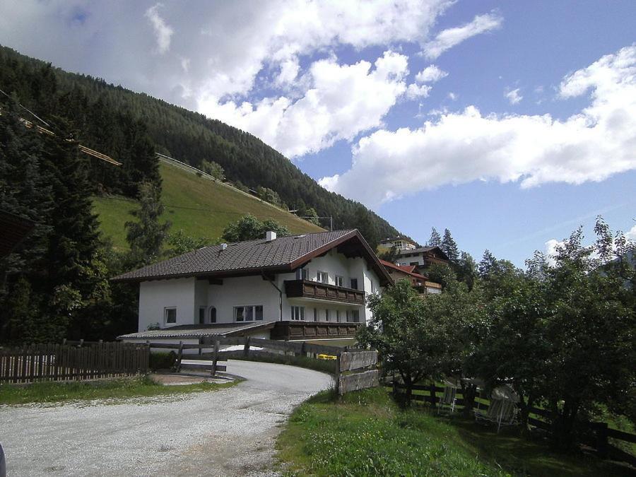 Ferienwohnung Mondial Neustift im Stubaital Exteriör bild