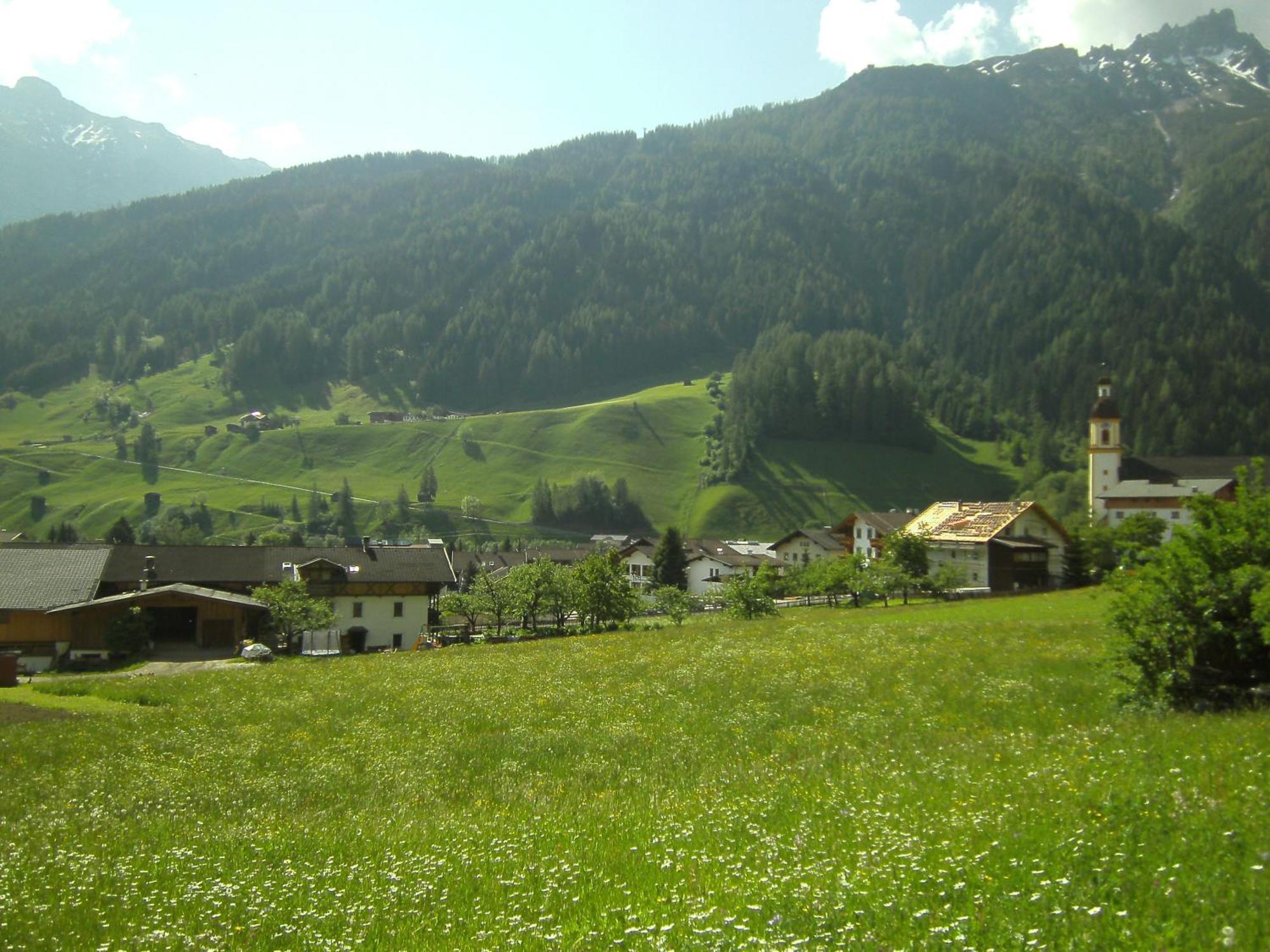 Ferienwohnung Mondial Neustift im Stubaital Exteriör bild