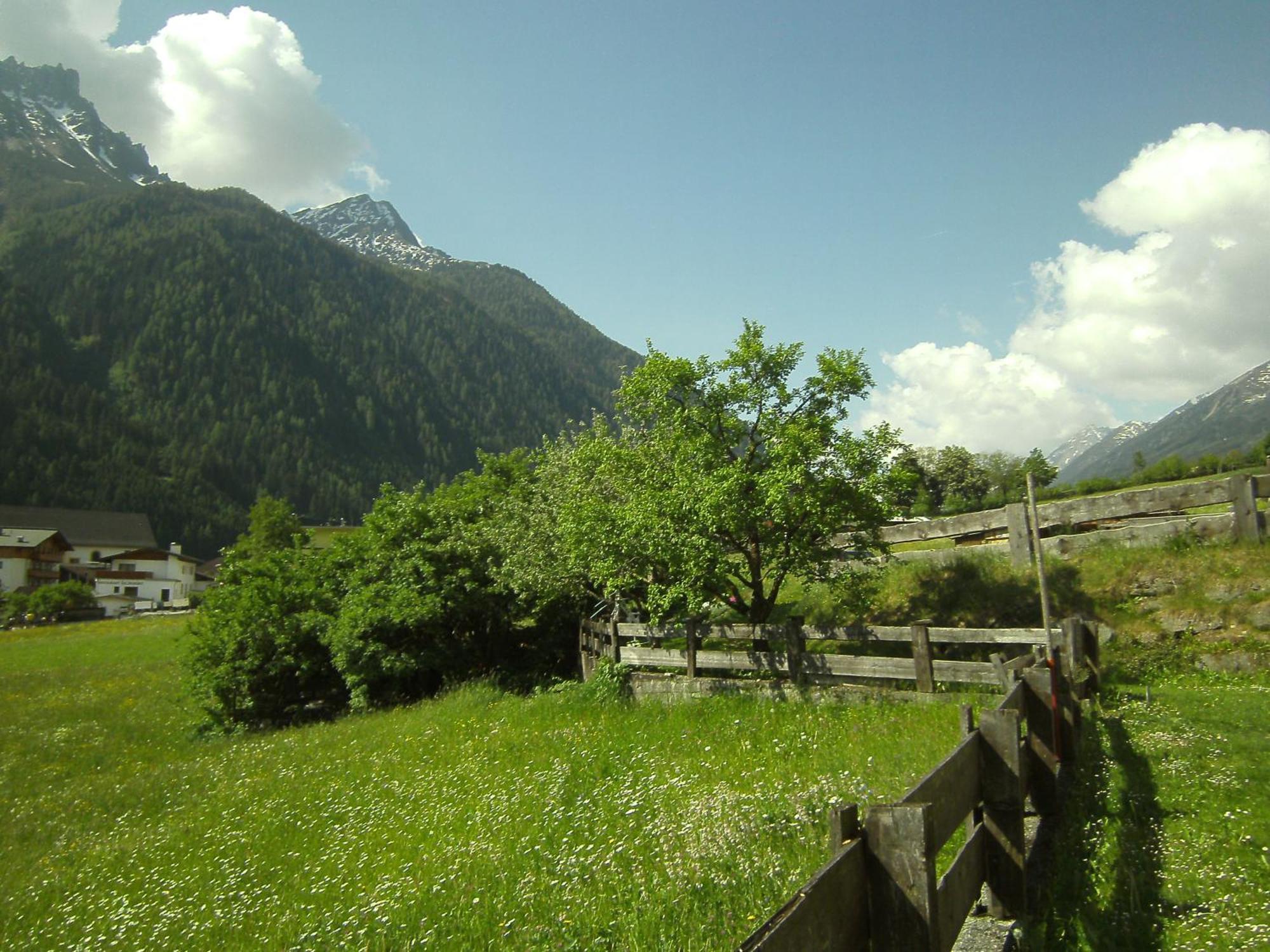 Ferienwohnung Mondial Neustift im Stubaital Exteriör bild