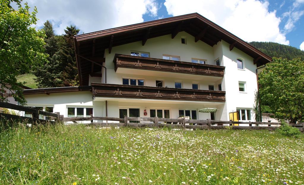 Ferienwohnung Mondial Neustift im Stubaital Exteriör bild