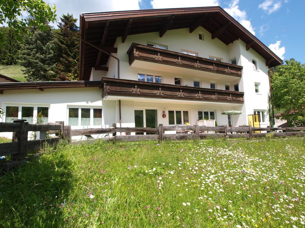 Ferienwohnung Mondial Neustift im Stubaital Exteriör bild