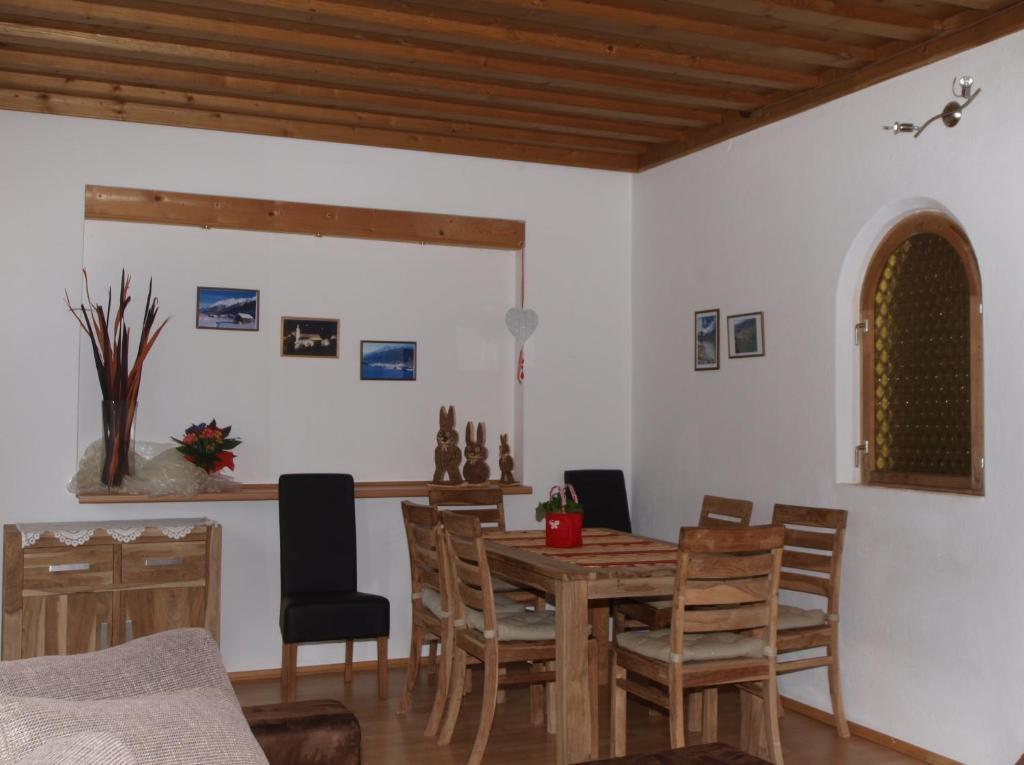 Ferienwohnung Mondial Neustift im Stubaital Rum bild