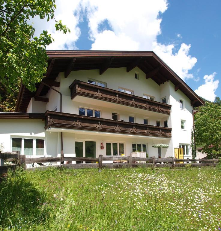 Ferienwohnung Mondial Neustift im Stubaital Exteriör bild